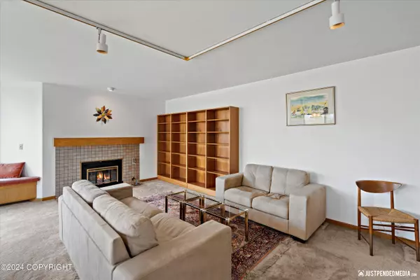 1032 W 11th AVE #203, Anchorage, AK 99501