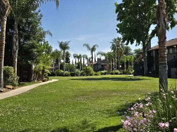 1190 S Winery Avenue #174, Fresno, CA 93727