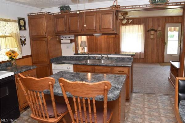 4331 Central AVE, Shadyside, OH 43947