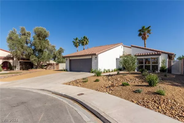 5851 Michelin Circle, Las Vegas, NV 89103