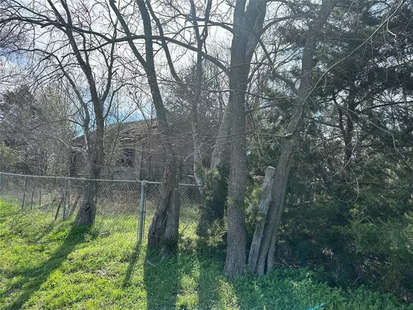 5453 Fm 2874, Commerce, TX 75428