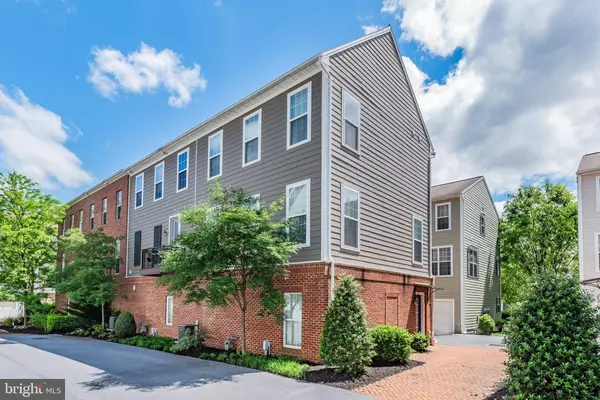 131 RUTLEDGE ALY, Mechanicsburg, PA 17050