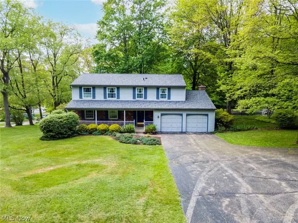 939 Sharon Hogue RD, Masury, OH 44438