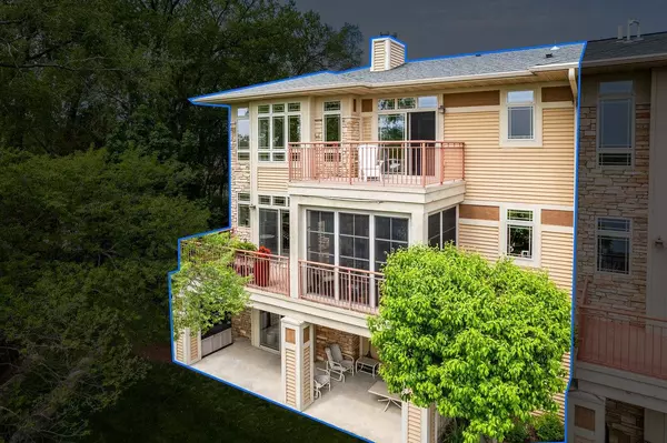 1100 W Pleasant Street #1, Portage, WI 53901