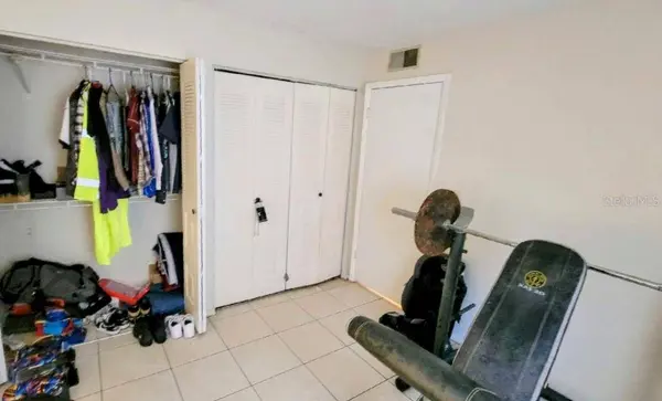 7145 E BANK DR #101, Tampa, FL 33617