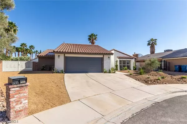 5851 Michelin Circle, Las Vegas, NV 89103