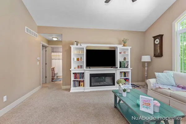 4039 Otuna Drive, Dorr, MI 49323