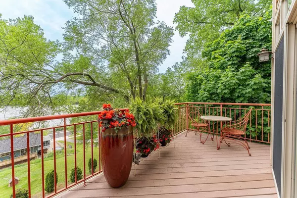 1100 W Pleasant Street #1, Portage, WI 53901