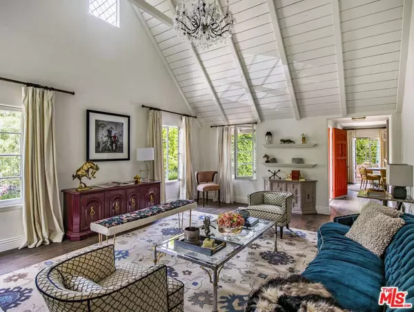 11724 Sunshine TER, Studio City, CA 91604