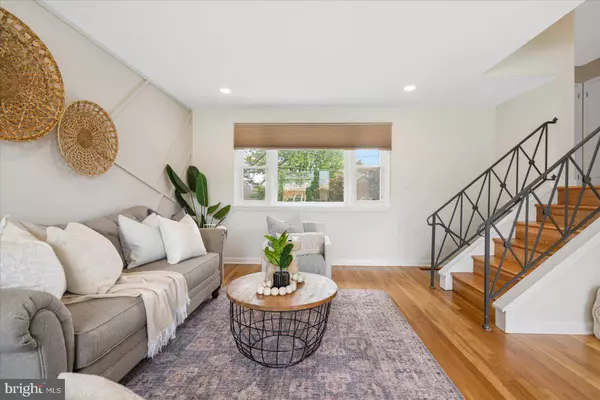 17 ALSTON RD, Lutherville Timonium, MD 21093