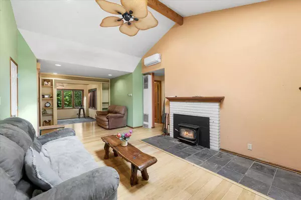 145 Union St, Ashland, OR 97520