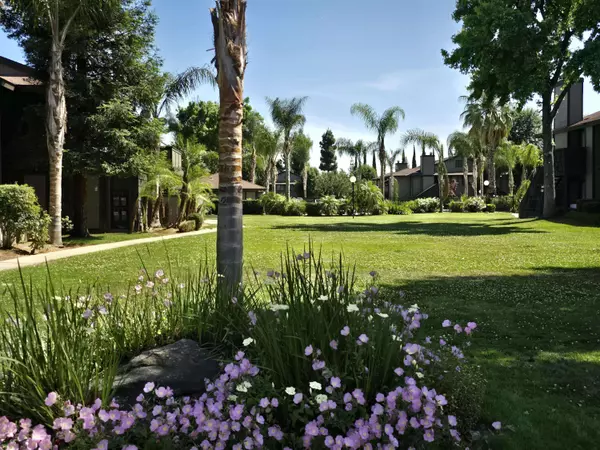 1190 S Winery Avenue #174, Fresno, CA 93727