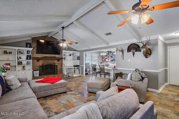 630 Bruin Avenue, Pearl, MS 39208