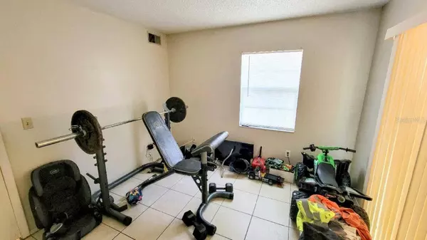 7145 E BANK DR #101, Tampa, FL 33617