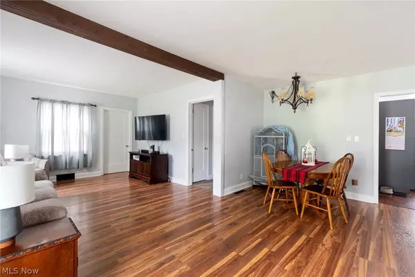 126 E Woodland AVE, Columbiana, OH 44408