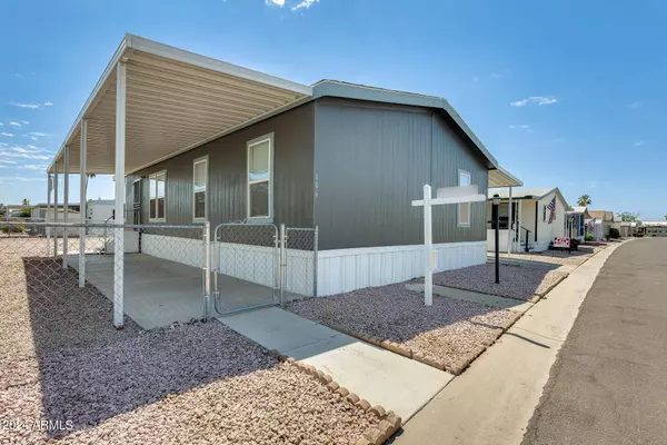 10955 N 79TH Avenue #106, Peoria, AZ 85345