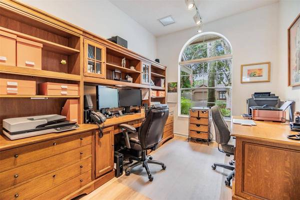 3906 BLUE MAIDENCANE PL, Valrico, FL 33596