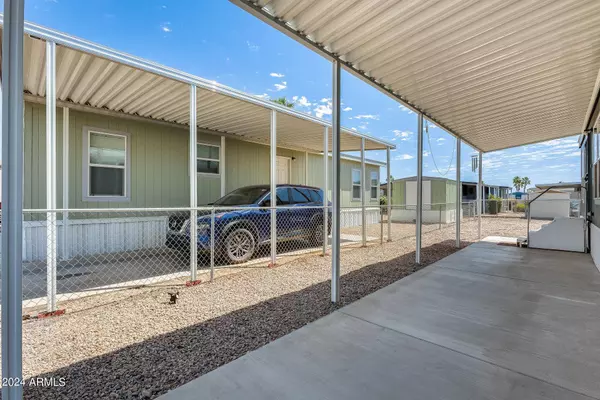 10955 N 79TH Avenue #106, Peoria, AZ 85345