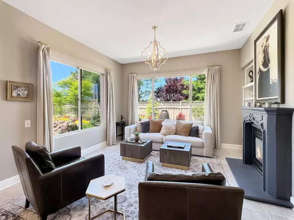 1802 Beckwith LN, Lincoln, CA 95648