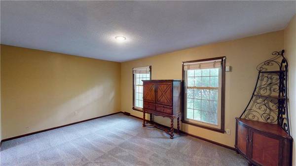 7210 Flint DR, Shawnee, KS 66203