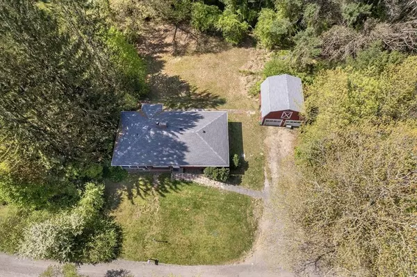 14 Musterfield Lane, Halifax, MA 02338