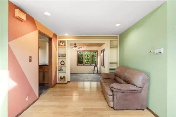 145 Union St, Ashland, OR 97520