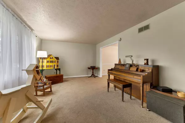 7108 Hickory RD, Indianapolis, IN 46259