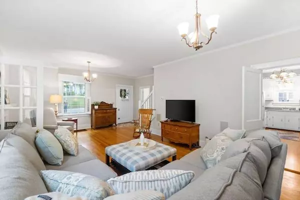 187 Maplemere Dr, Clarksville, TN 37040