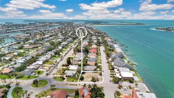 331 8TH AVE N, Tierra Verde, FL 33715