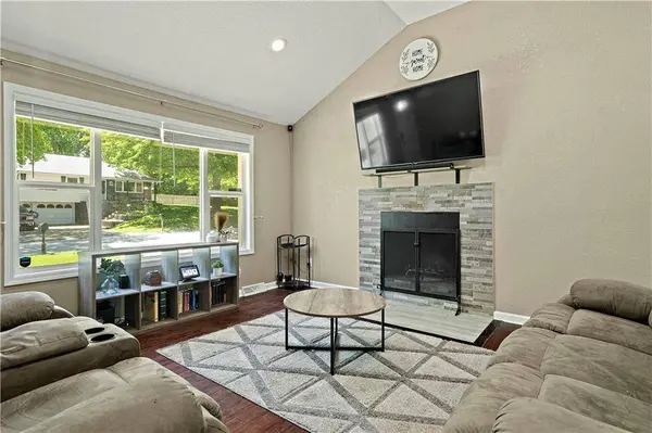 9950 Sloan AVE, Kansas City, KS 66109