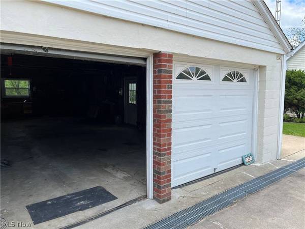 1886 Township Rd 371, Toronto, OH 43964