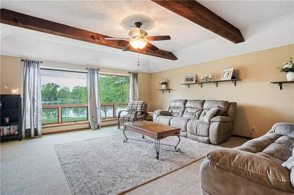 20125 W 119th ST, Olathe, KS 66061