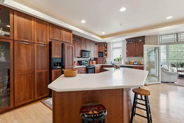 1100 W Pleasant Street #1, Portage, WI 53901