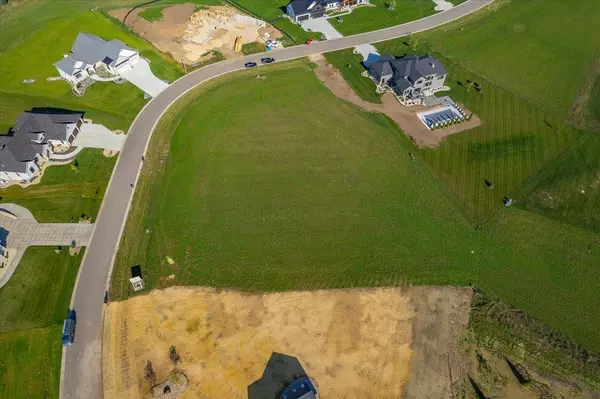 6638 Wagners Vineyard Trail, Sun Prairie, WI 53590