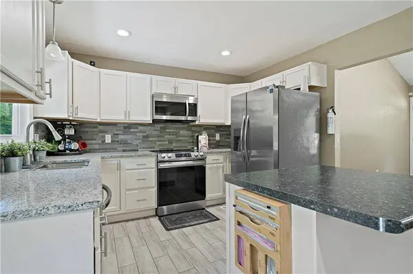 9950 Sloan AVE, Kansas City, KS 66109