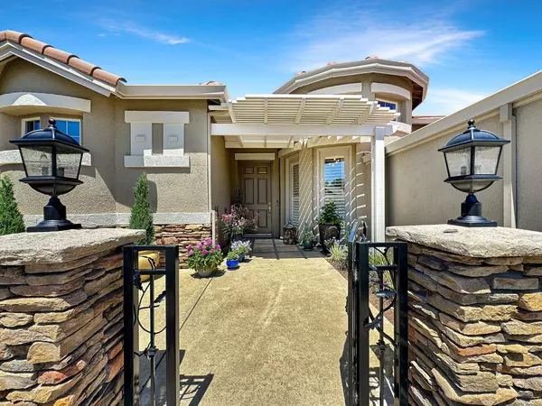 1802 Beckwith LN, Lincoln, CA 95648