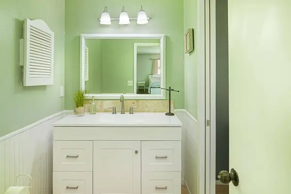 1446 31st AVE, Vero Beach, FL 32960