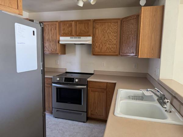 2030 Brookhurst St #40, Medford, OR 97504