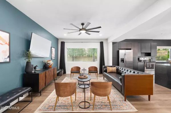 5731 E CLAIRE Drive, Scottsdale, AZ 85254