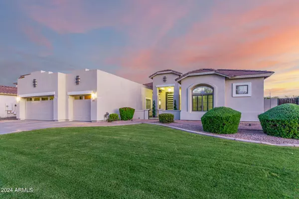 913 E ELMWOOD Place, Chandler, AZ 85249