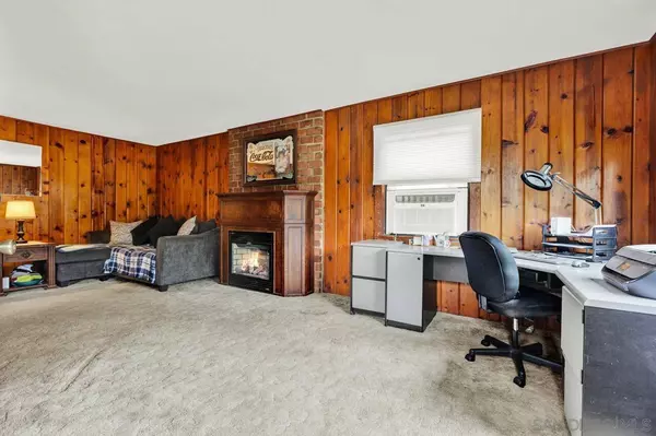 11254 Moreno Ave, Lakeside, CA 92040