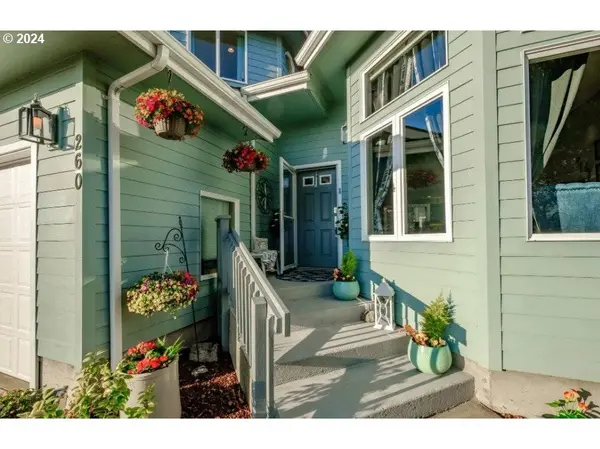 260 NE 71ST PL, Newport, OR 97365