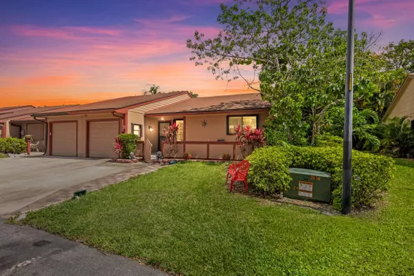 11 Flint WAY, Boynton Beach, FL 33426