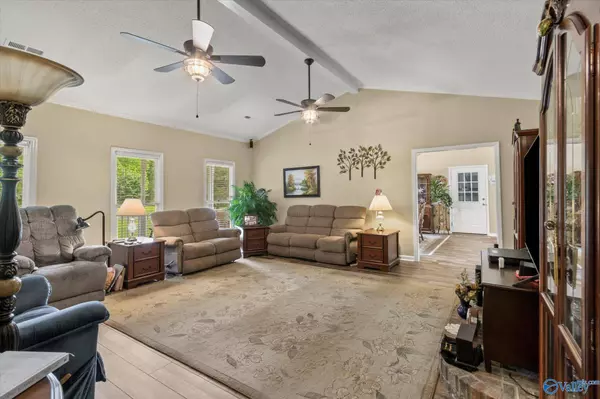 215 Water Tower Road, Somerville, AL 35670