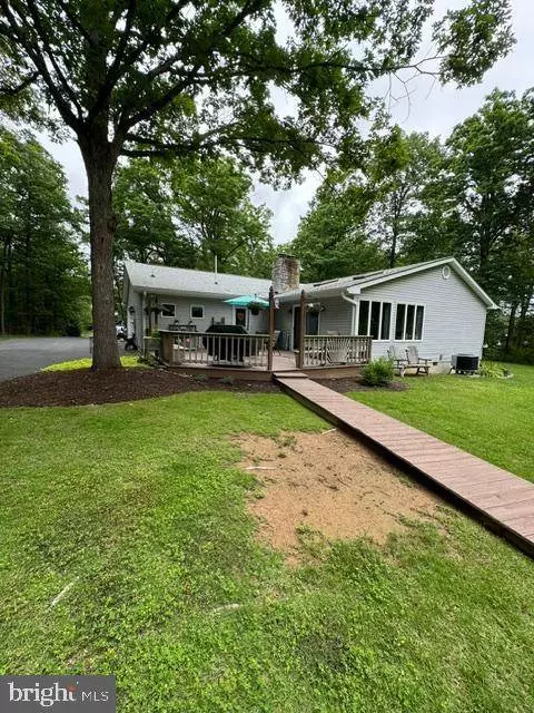 260 RIDINGS LN, White Post, VA 22663