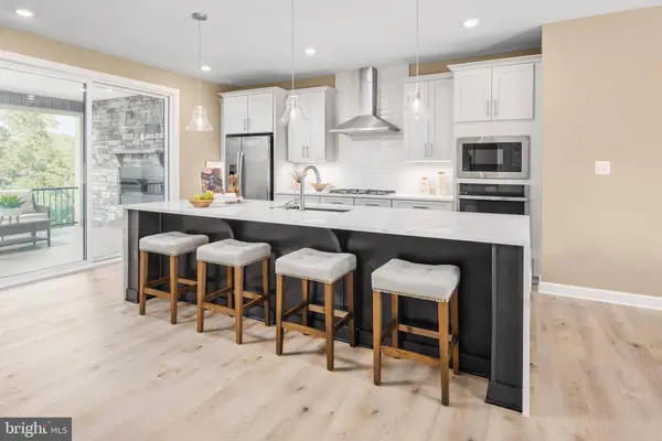 206 HICKORY HOLLOW CT, Cockeysville, MD 21030