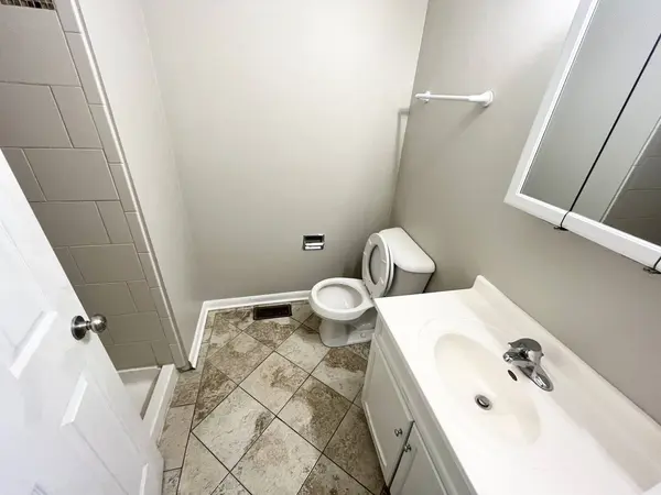 5742 W Woodgate Drive, Matteson, IL 60443