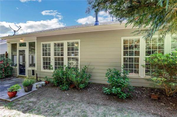 1395 Seneca AVE, Cumming, GA 30041