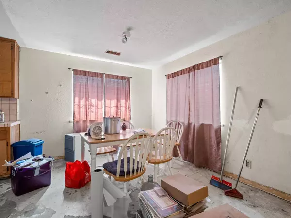 3762 E Mckenzie Avenue, Fresno, CA 93702