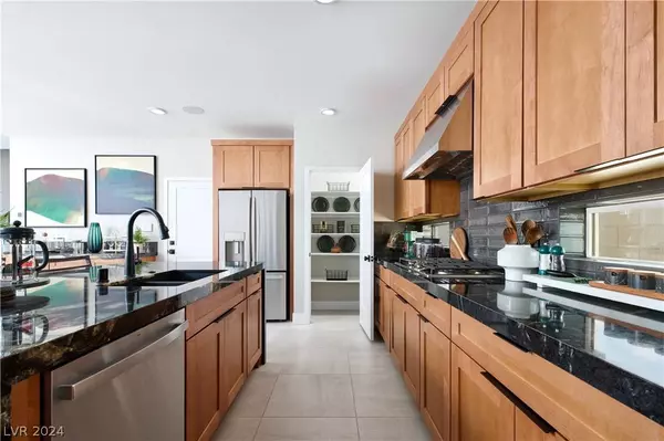 6113 Redstone Hills Drive, Las Vegas, NV 89148